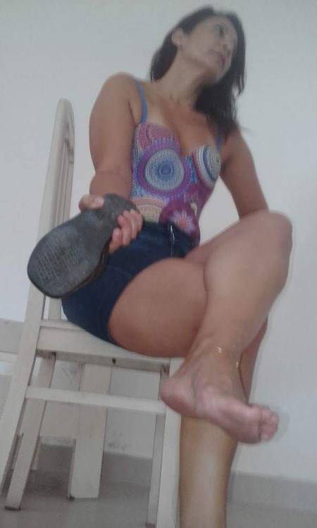 sandalsandspankings:  The sandal would hurt adult photos