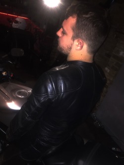 conveluk:  I’ve loved being in a leather one piece