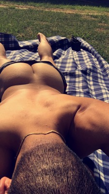 tumblinglord:  Soaking up the sun 