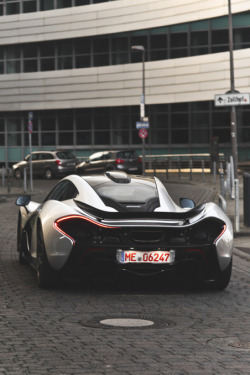 themanliness:  McLaren P1 | Source | MVMT