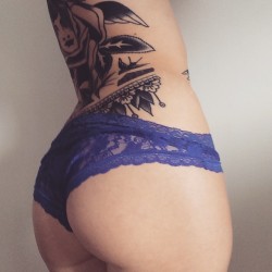 yellunz:  First booty of 2015. 