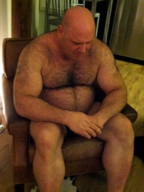 bullpupuk:  furry beef 