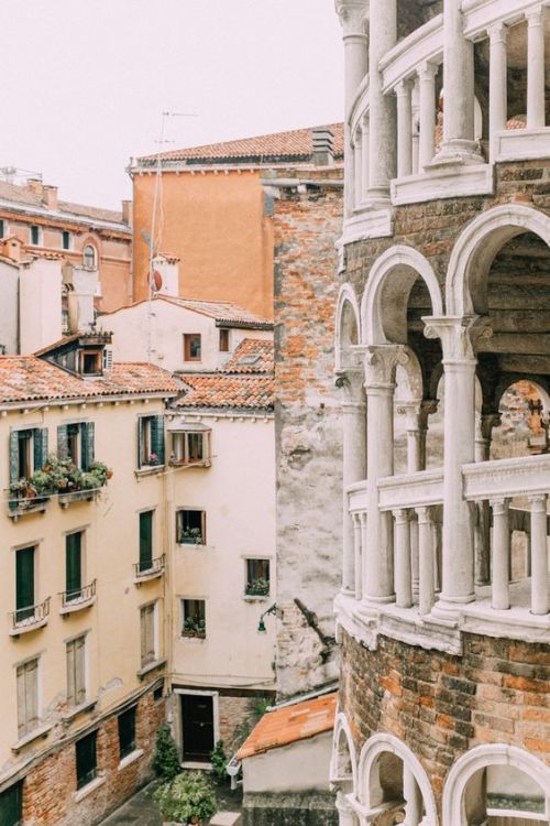 cafeinevitable:Scala Contarini del BovoloVenice | Italy