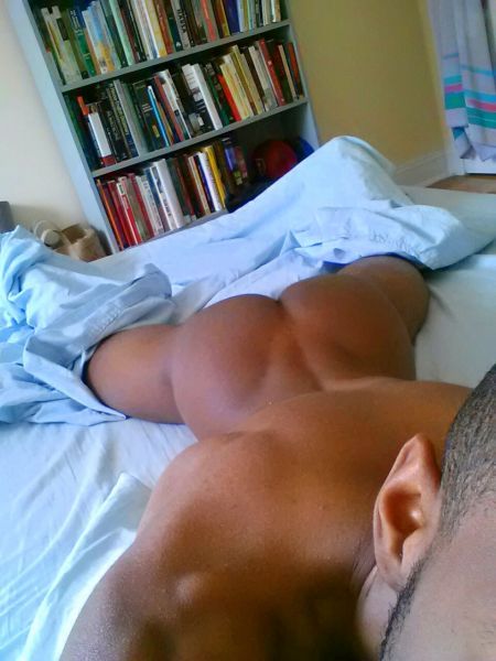 black-dicks-r-us:  HORNY FOR BLACK DICK? There are over 10,000 Black Gay Videos @