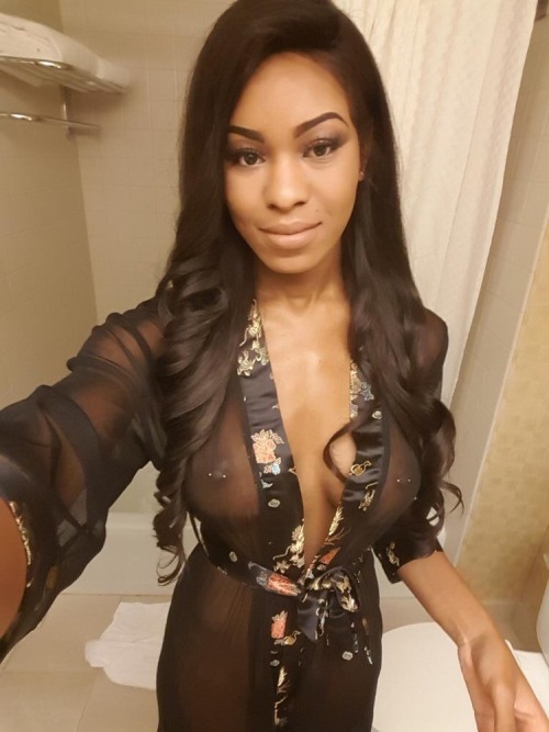 onlybestebonyteens:  nuffsed69:  Sexy Nadia Jay 😋  💦💦💦💦💯💯😍