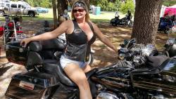 tarasfunnights:  5/21/16 Had fun in Mt Dora Florida.  “Proud to be an American” bikefest.