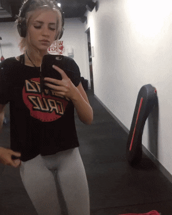 hotties-in-yogapants: Check out our gallery for more pics Nice body