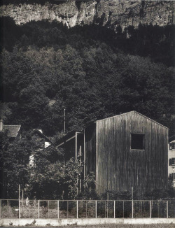 subtilitas:  Peter Zumthor - Haldenstein studio, 1986 (previously). Scans via, photos &copy; Hélène Binet.