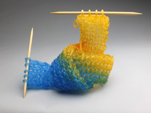 itscolossal:Artist Carol Milne Knits with Glass 