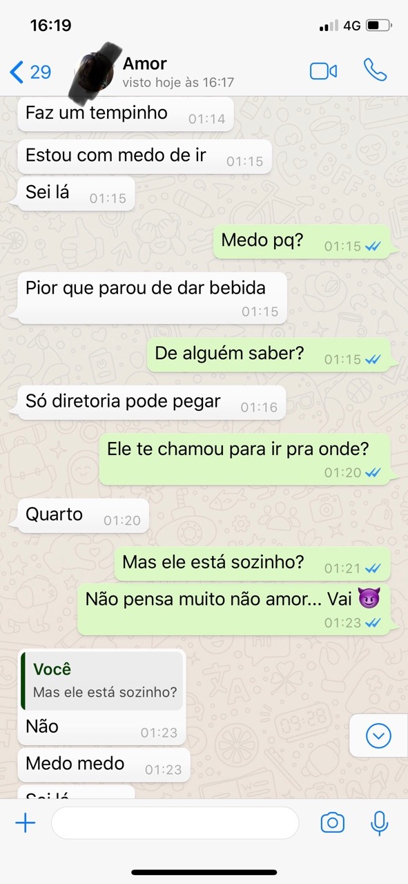 Conversa Entre Eu E Minha Rainha No último Congresso Da Empresa Que Ela Foi… Terminou A Noite No Quarto