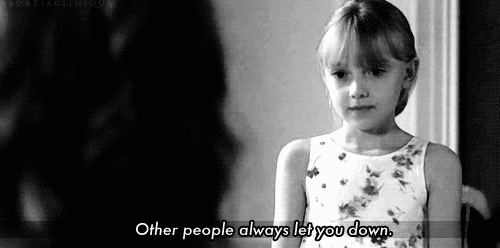teenagepics:  If you’re a teen you must follow this blog. 