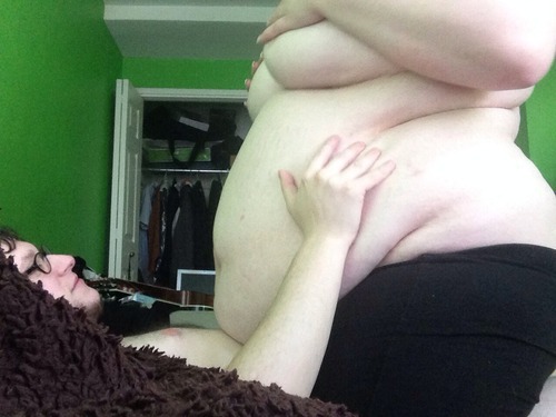 fattasticwomen: Lucky bastard