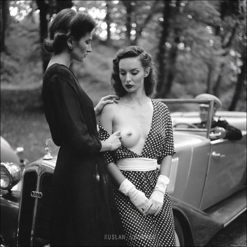 http://pornartporn.tumblr.com/post/118252185926