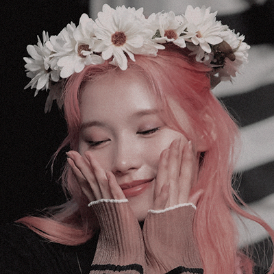 [ sana icons ][ like or reblog if you safe ]