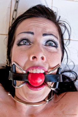 There's Nothing Hotter than a Gagged Woman!!