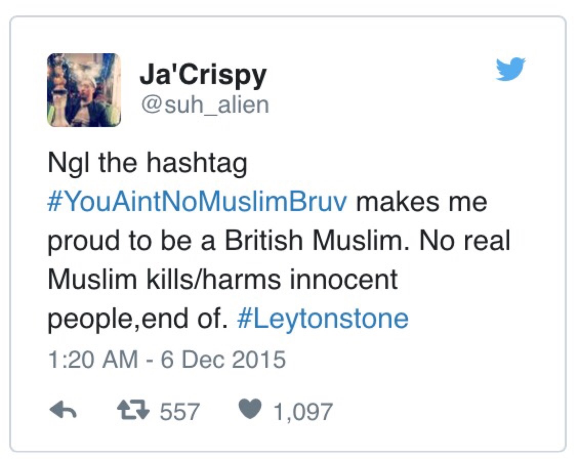 lost-lil-kitty:  Not only did one brave Londoner respond to the terrorist stabbing