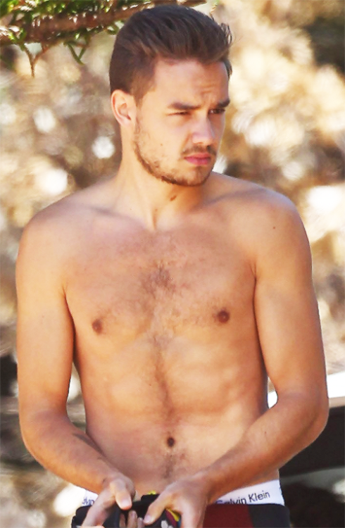 This Day in 1D History - October 6