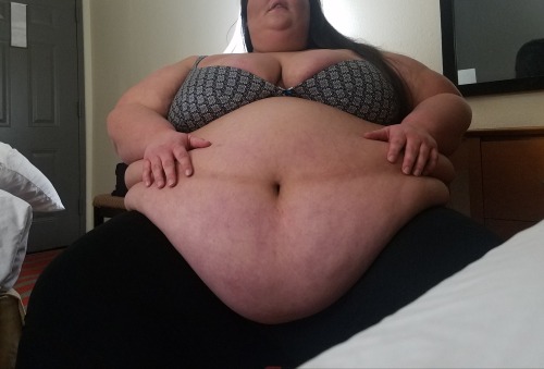 fattymcphat: Full happy belly!