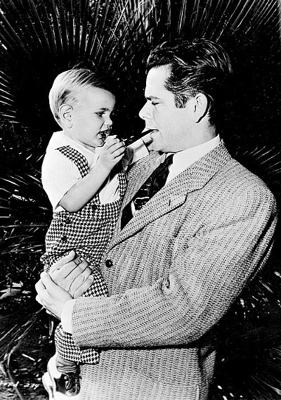 mrglennford:  An avid pipe smoker, Glenn Ford collected dozens of pipes during his