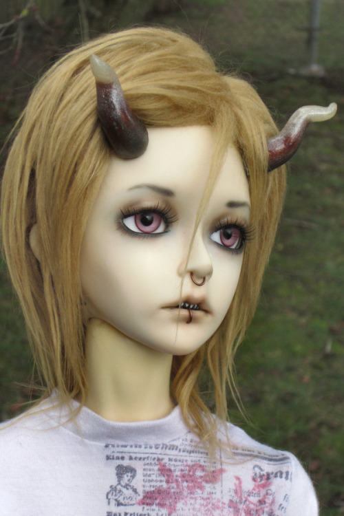 In honor of Rainbow BJD Ace Day, its Carver (and his adorable pointy teeth)!  To be totally honest, 