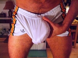 longbulge:  bulge, big bulge, men bulge,