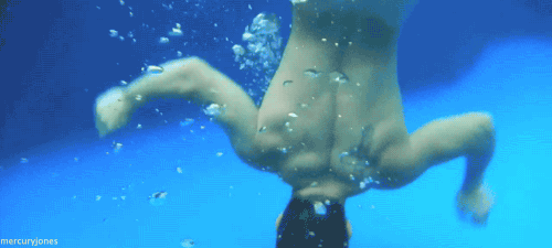 manrumpsxxx:  Follow Me For The Sexiest Rumps On Tumblr.  20k+ followers