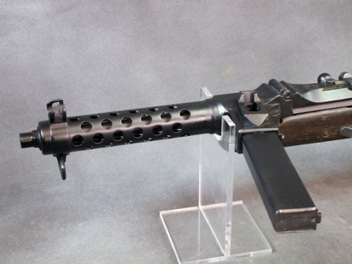 mikestillneedsadrink:schweizerqualitaet:Steyr-Solothurn MP34(o) 9x19Issued in 9mm Parabellum these w