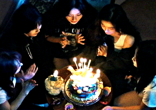 HAPPY ANNIVERSARY RED VELVET!#10yearswithrv #140801 #reveluvalways