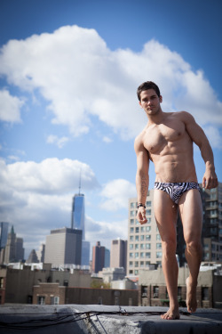 malebodyperfection:  Eddie Granger