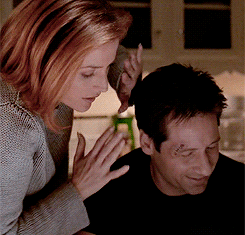 scullyxmulder:  Now I see why you gave up a career in medicine to join the FBI, Scully.