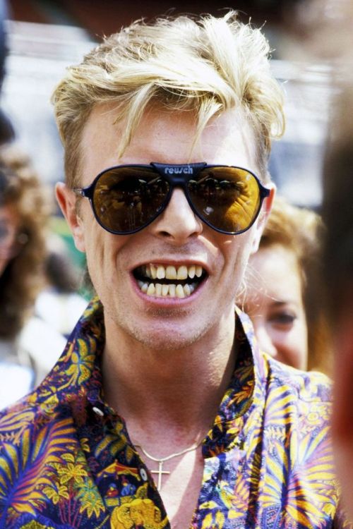 David Bowie, 1987. Reusch sunglasses