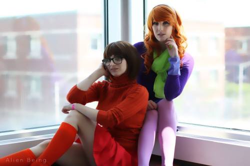 Daphne is me @microkittycosplayVelma is https://www.facebook.com/moniqalefevre photo thanks to https://www.facebook.com/alienbeingmediafollow me on facebook https://www.facebook.com/Microkittycosplay or support me on patreon www.patreon.com/mkcos