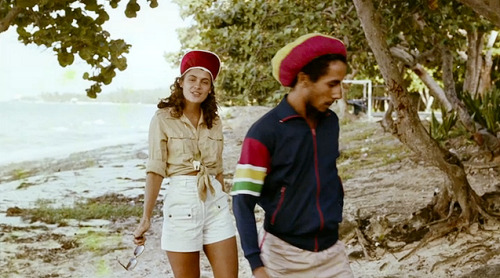 oldloves:Bob Marley and then girlfriend Cindy Breakspeare.Breakspeare was a Jamaican jazz musician a