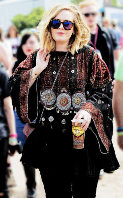 Adele at Glastonbury 2015