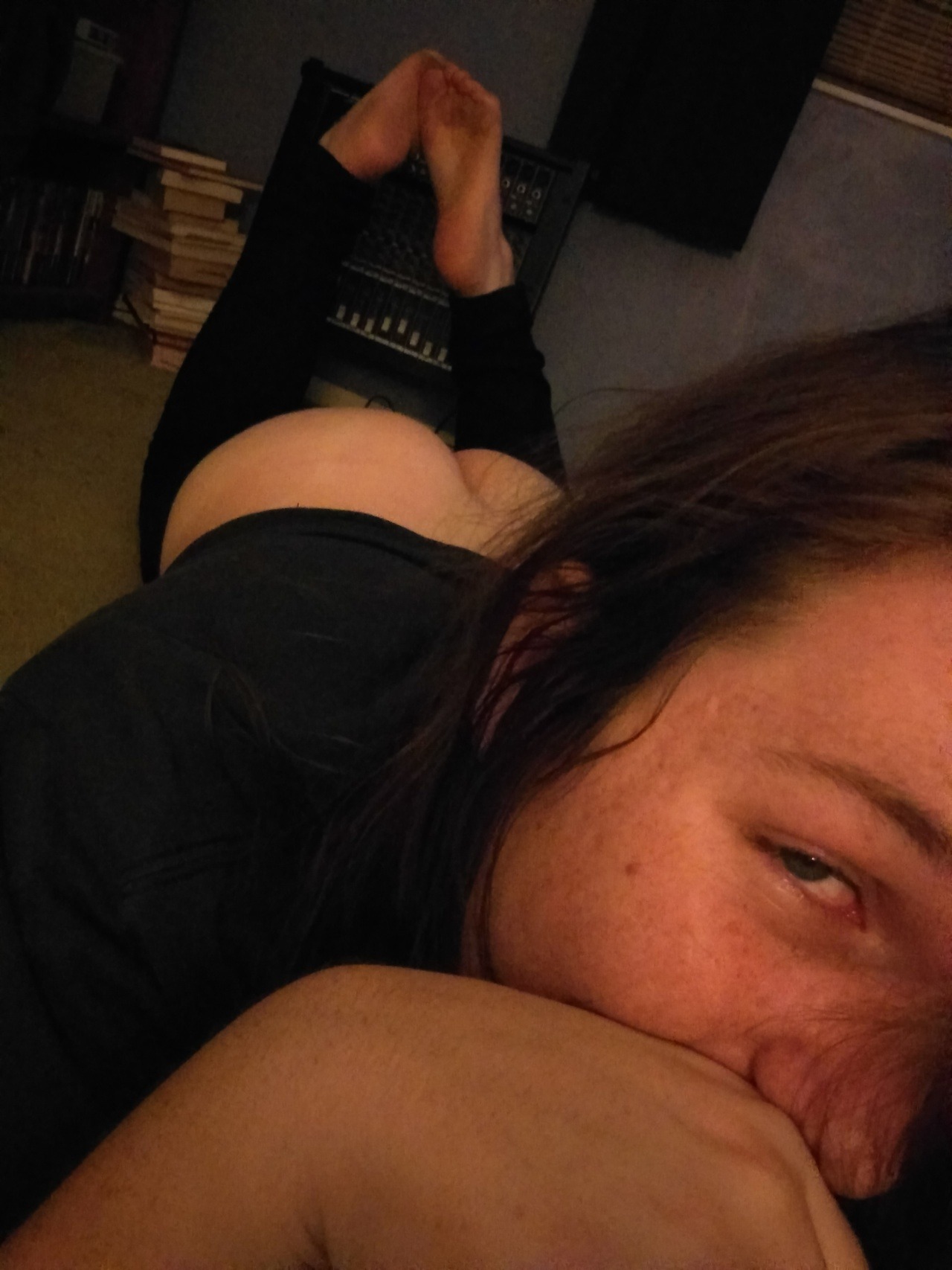 pictures of my butt and my new mixing board 