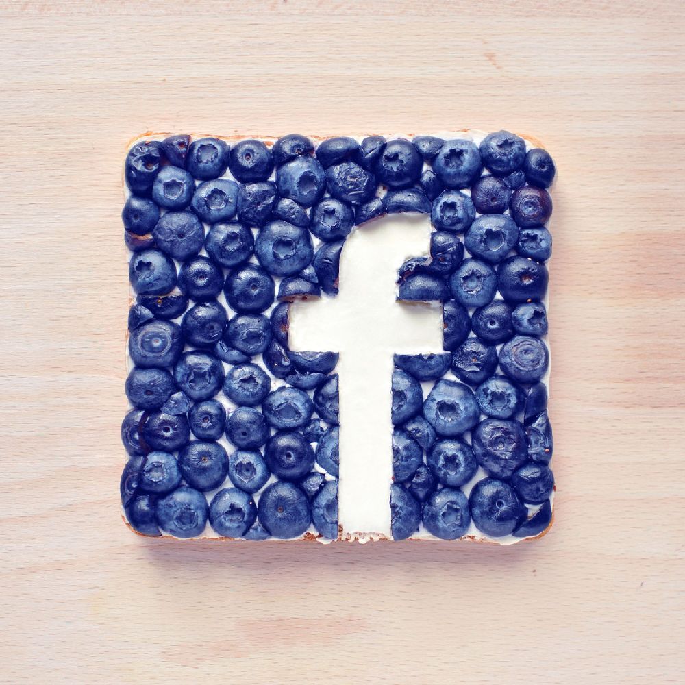 innocenttmaan:  Ukrainian artist Daryna Kossar makes charming food art out of fruit,