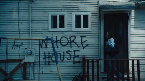 fourframesatatime: Cam (2018) Dir. Daniel Goldhaber, Cin. Katelin Arizmendi“You don&