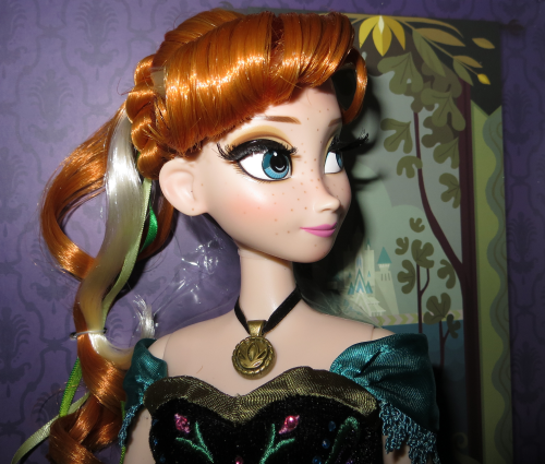 dolls-r-us:Disney Store - Anna 17&quot; Limited Edition Doll - Coronation Outfit.