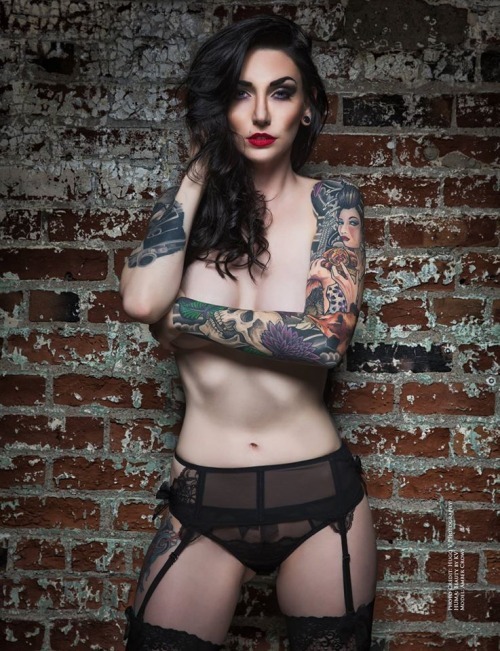 tattoo18plus:  Amber Crowe