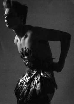 birthofparadise:Alfred Kovac photographed by Domenico Cennamo in ‘Couture’