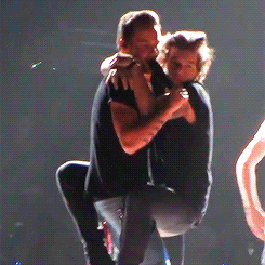 imabigfatidiot:  Liam   carrying people and koalas  
