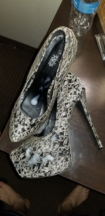 heelcollectorposts: #cumheels #cumonheels #heels #cumshot