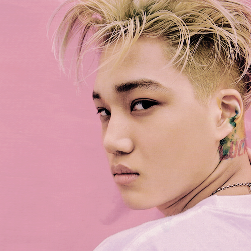 divinekai:  because Jongin and Pink is always fitting I was tagged by @suavesehun