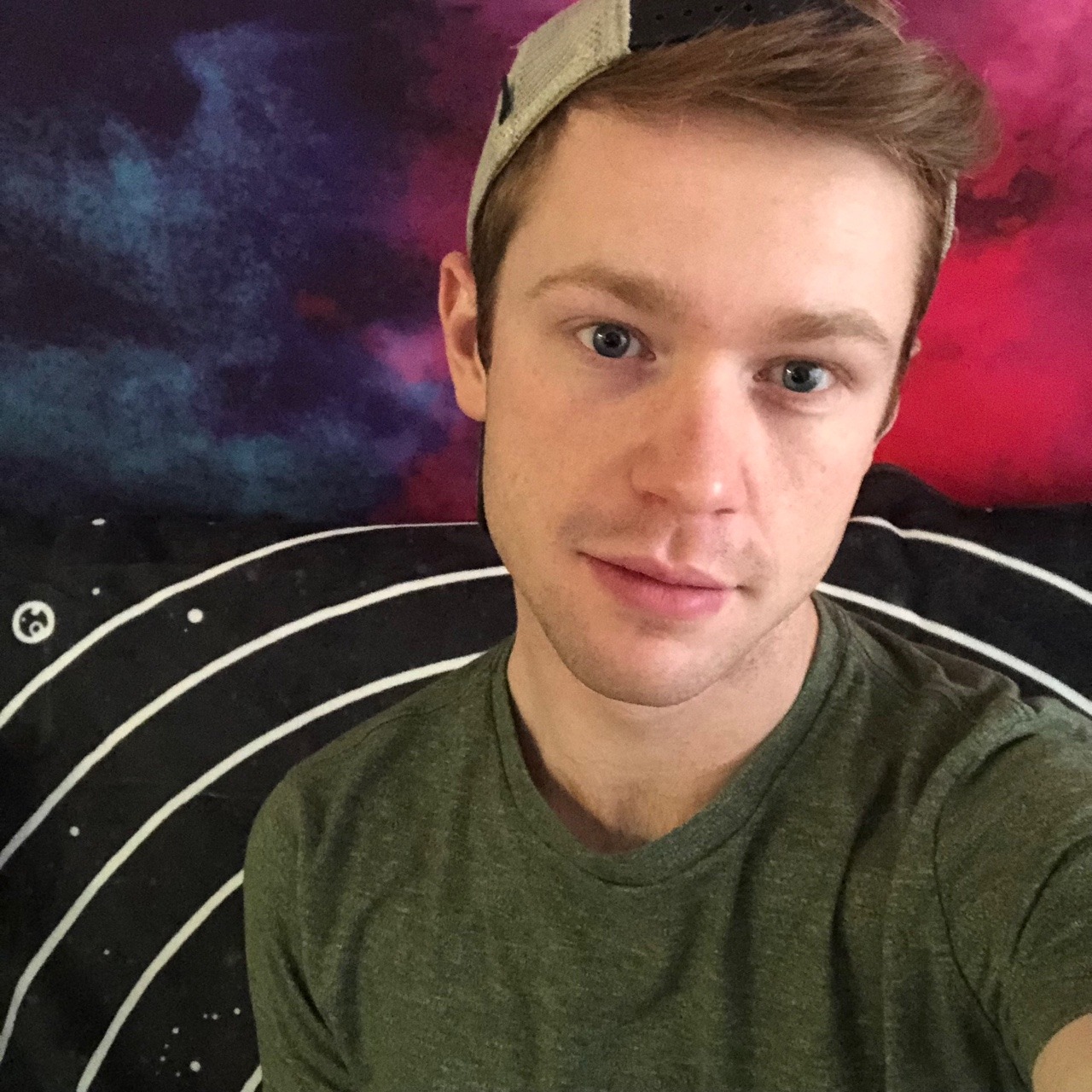 touchedthebutt:  4 days until Seattle. Until then, copious amounts of League. Hit