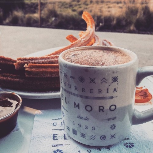 ☕️ #elmoro #churros #churreriaelmoro #cdmx #santafe...