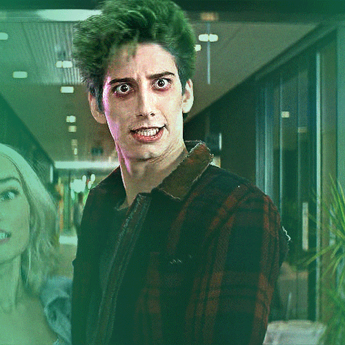MILO MANHEIM As ZED NECRODOPOLIS ↳ ZOMBIES 3 (2022)