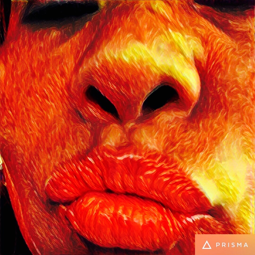 pinayprincessbeauty:  Happy Mouth Monday with some Prisma fun.💋💋💋