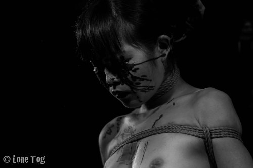 XXX lonetog:  Some shots from the Sydney Rope photo