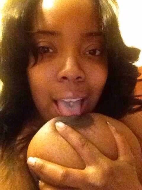 tweetyc:  curtflirt509:  Titty Tuesday……..   👅👅❤😩😍
