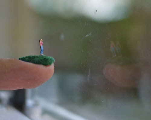 art-tension: Tiny Art at Your Fingertips: Nail Landscapes by Alice Bartlett You know the saying abou